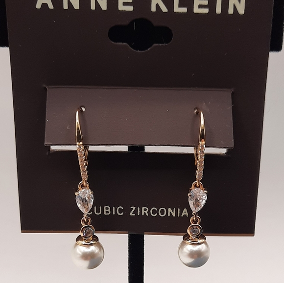 NWT Anne Klein Pearl CZ Drop Earrings - Picture 3 of 6